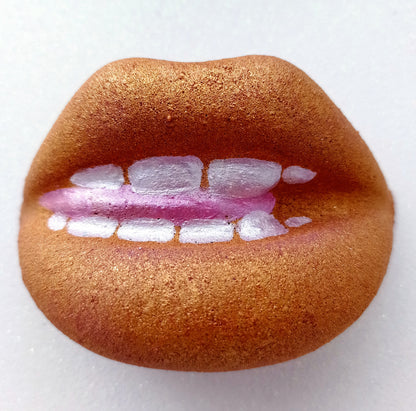 Midnight Opium Lips Bath Bomb
