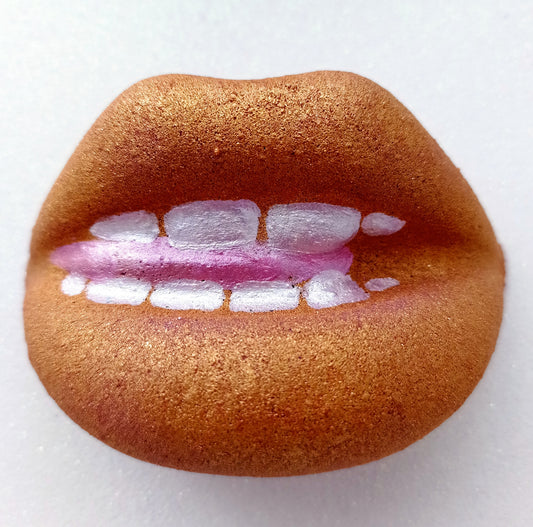 Midnight Opium Lips Bath Bomb