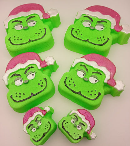 💚🎄 Christmas Grouch Bath Bomb – Strawberry & Lime Fragrance